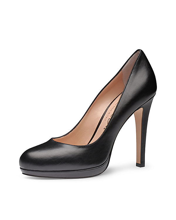 Evita Shoes Pumps