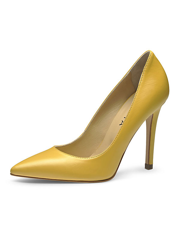 Evita Shoes Pumps