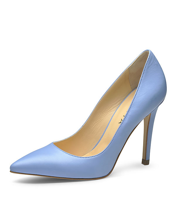 Evita Shoes Pumps