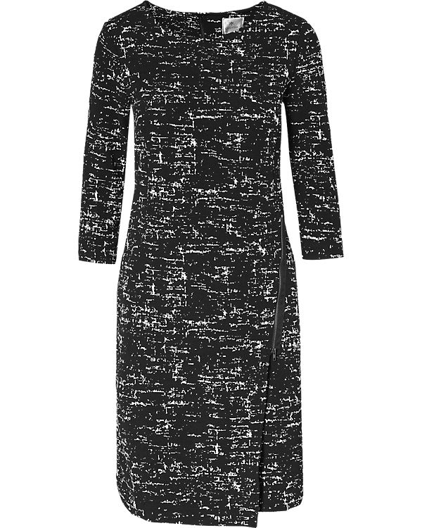 Strickkleid
