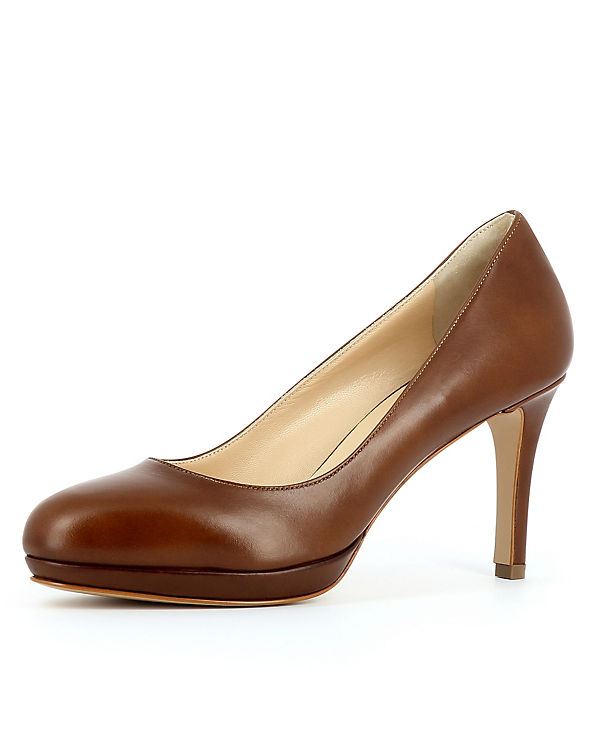 Evita Shoes Pumps