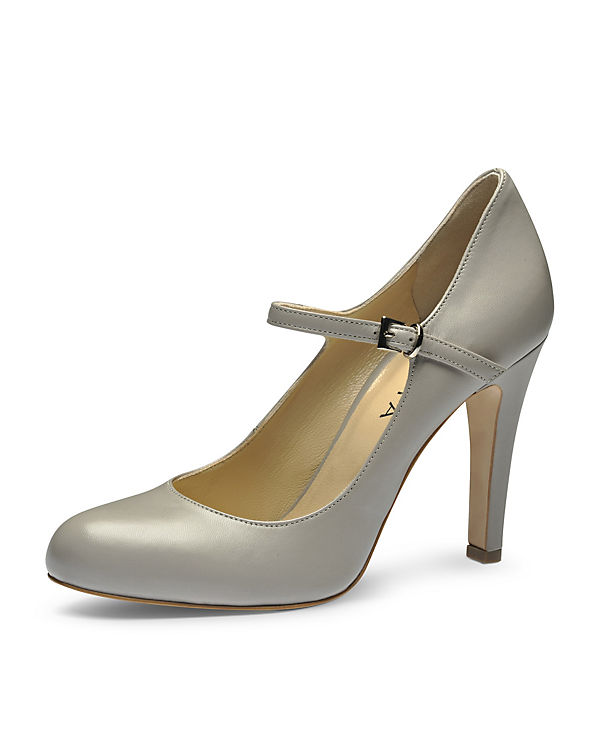 Evita Shoes Pumps