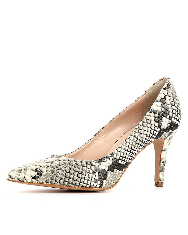 Evita Shoes Pumps