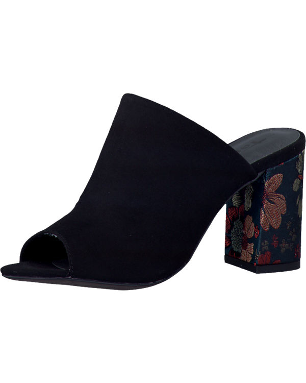 Clogs