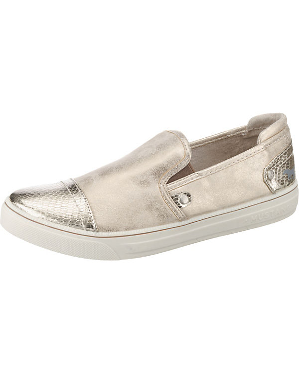 Sportliche Slipper